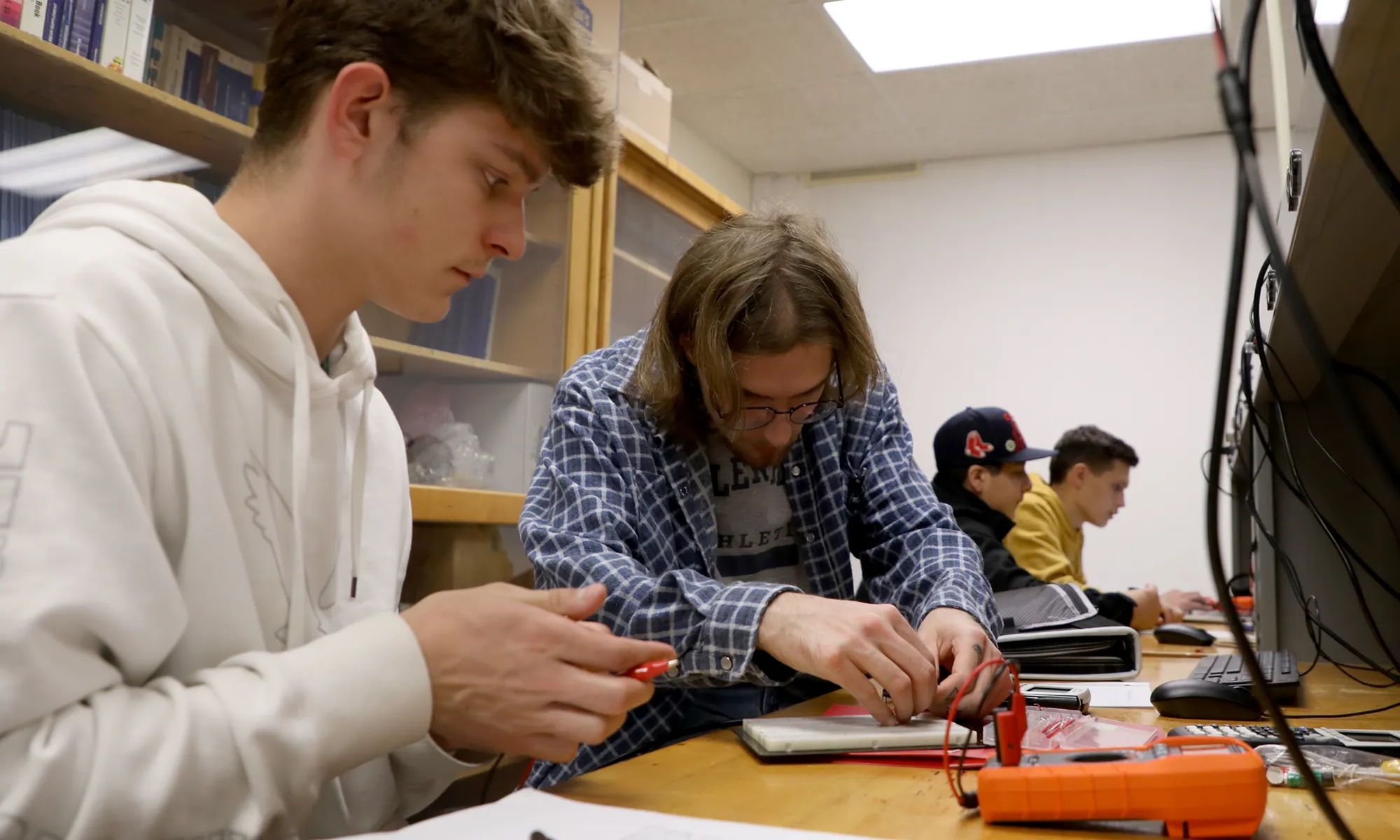 Electrical Engineering Technology Electrical Engineering Technology students work on projects in class