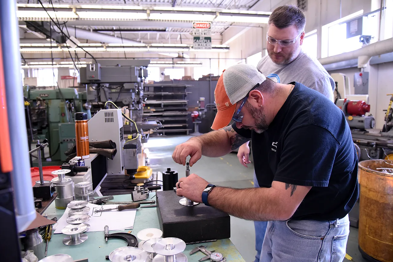 CNC students working in lab at MVCC