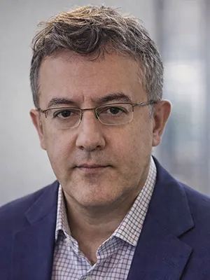 Headshot of Amit Tandon